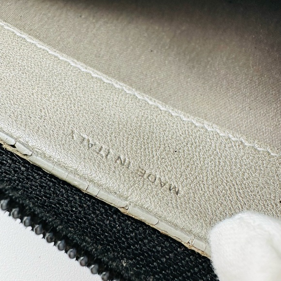 Chanel Large Puffy Zip around wallet - Picture 12 of 13